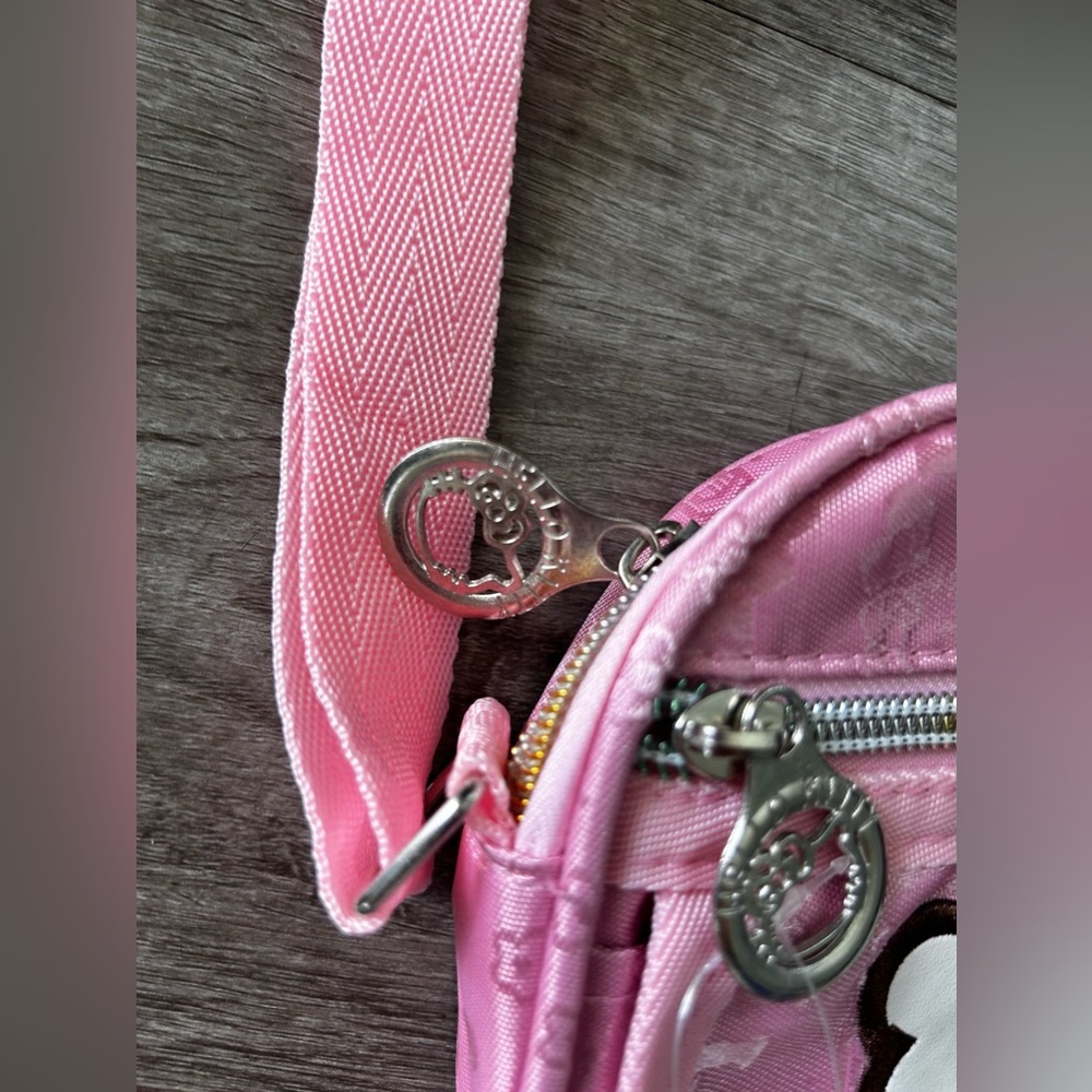 Sanrio Hello Kitty Cross Body Purse For Kids/Teens/Adults - Picture 8 of 9